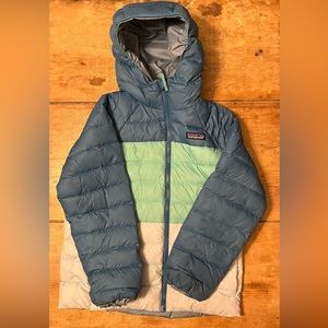 patagonia reversible down jacket kids!